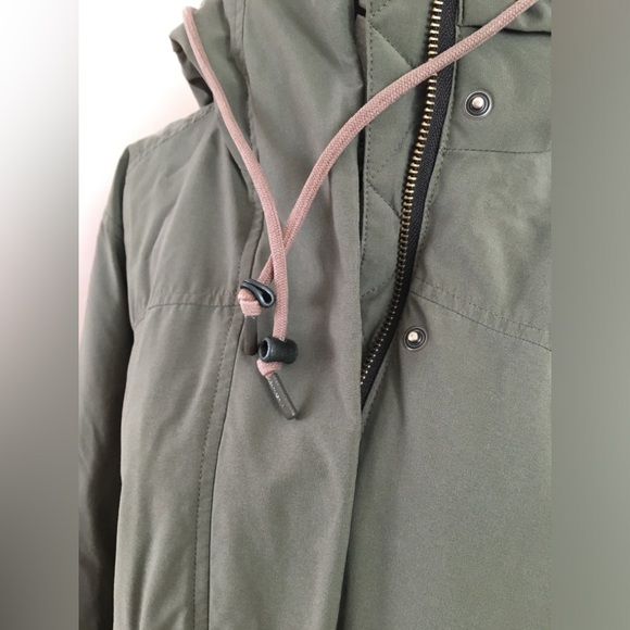 MEC winter jacket - Picture 4 of 12